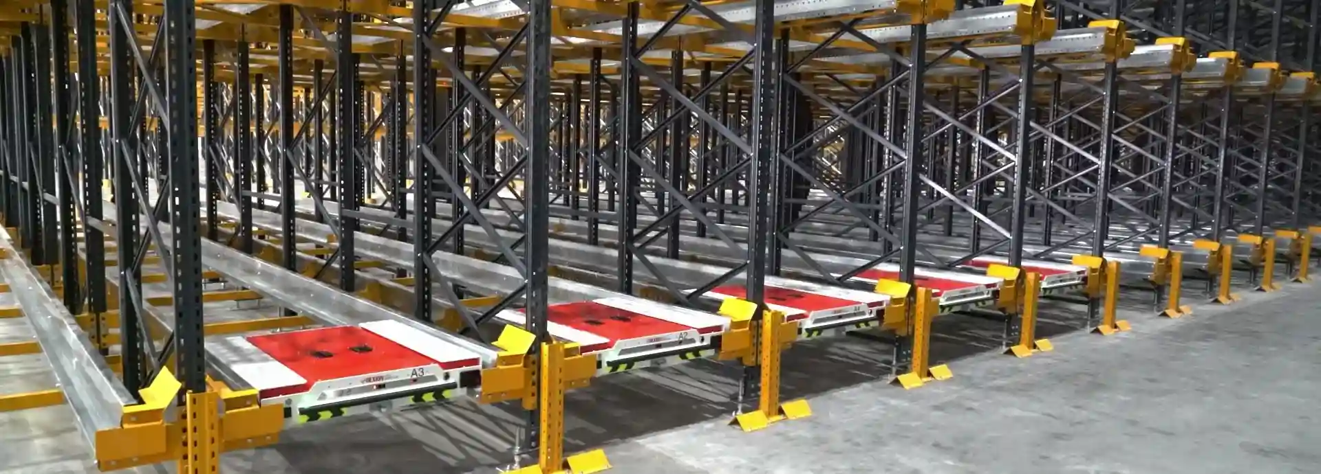 Automated pallet storage warehouse